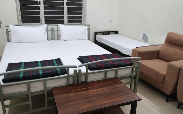 Standard-AC-Room-at-Nandakam-Rest-House-Tirumala